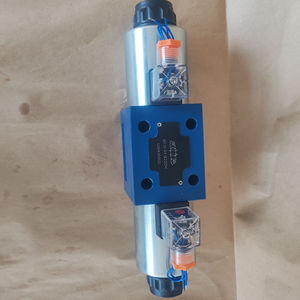 4WE10E31B/CG24N9Z5L ยี่ห้อ OEM 4WE10J/CW220-50 โซลินอยด์วาล์วควบคุมทิศทางแบบสามทาง 315 บาร์ 80 แกลลอนต่อนาที 10 ลิตรต่อชั่วโมง พอร์ตขนาด 3/8 นิ้ว - Product Image 5