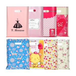 고품질 명품 쇼핑백 흰색 맞춤형 다이컷 플라스틱 선물 소매 가방 - Product Image 4