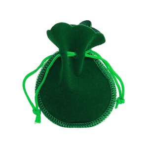 Sac à bijoux en velours de haute qualité avec cordon de serrage pour montres et colliers, vente en gros, logo personnalisé imprimé, pochette de rangement pour bijoux - Product Image 1