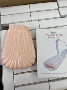 Hot Selling Small Beauty Cosmetic <strong>Brushes</strong> Portable Travel Size Makeup <strong>Brushes</strong> <strong>Mini</strong> Set With Case 5PCS Built-in Mirror