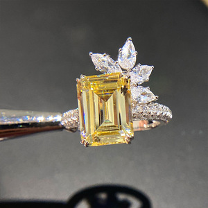 Anello Principessa con Zircone Giallo Quadrato per Donne, Design Floreale Vintage, Gioiello da Dito Brillante e alla Moda, Regalo - Product Image 6