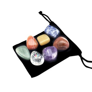 Juego de 7 piezas de Chakra Gran regalo <span class=keywords><strong>para</strong></span> <span class=keywords><strong>principiantes</strong></span> Piedras de cuarzo caídas de 7 Chakra con bolsa <span class=keywords><strong>para</strong></span> meditación y espiritualidad - Product Image 1