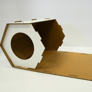 Kartonnen kattenhuis voor binnenkatten - Opvouwbare zeshoekige box <span class=keywords><strong>condo</strong></span>, lichtgewicht & duurzaam, modern wit design (40 cm x 31,5 cm) - Product Image 6
