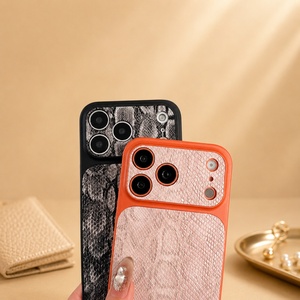 เคสโทรศัพท์กันกระแทกหนังงูสำหรับ iPhone พร้อมโลโก้สั่งทำ - Product Image 3