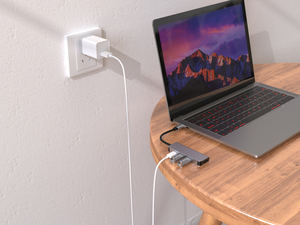 Adaptador Usb C 4 en 1 de aleación de aluminio <span class=keywords><strong>barato</strong></span> más vendido con estación de acoplamiento de vídeo PD 100W HDTV 4K30HZ para <span class=keywords><strong>Macbook</strong></span> Pro - Product Image 2