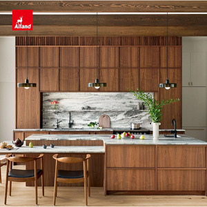 Gabinetes <span class=keywords><strong>de</strong></span> Cocina Modernos Nórdicos <span class=keywords><strong>con</strong></span> Chapa <span class=keywords><strong>de</strong></span> Nogal Oscuro, Aparador <span class=keywords><strong>de</strong></span> Cocina Delgado Estilo Wabi Sabi <span class=keywords><strong>con</strong></span> Puertas <span class=keywords><strong>de</strong></span> Gabinete <span class=keywords><strong>de</strong></span> Despensa <span class=keywords><strong>con</strong></span> Chapa <span class=keywords><strong>de</strong></span> Roble - Product Image 1