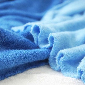 90% במבוק אורגני 10% פוליאסטר ממוחזר טרי 380GSM מגבות אמבטיה רכות במיוחד, חלוקים ומגבות עם כובע - Product Image 3