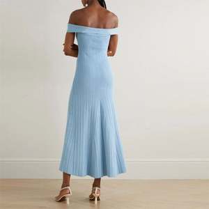 Prendas de punto personalizadas verano azul fuera del hombro Sexy Casual Maxi vestidos de <span class=keywords><strong>mujer</strong></span> para ocasiones especiales Vestido de punto de <span class=keywords><strong>mujer</strong></span> - Product Image 2