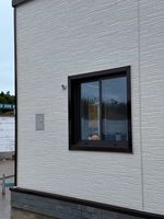 Revêtement mural extérieur moderne en panneaux de fibres-ciment écologiques, ignifuges et sans amiante pour maisons préfabriquées et gymnases