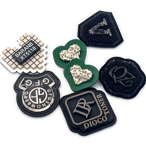 Shishi Hardware Eco Imprimé Rectangle Patch Étiquettes En Cuir Daim Fantaisie Plié Logo Lavable Vêtements Étiquettes avec Personnalisé Mon Logo - Product Image 6