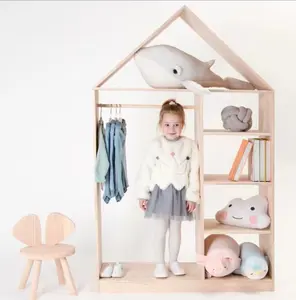 Set di immagazzinaggio di giocattoli per abbigliamento Montessori mobili per la scuola materna per bambini scaffale per libri in legno armadio per abbigliamento per bambini con ripiani