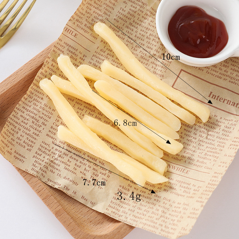 Frites brutes de différentes longueurs-modèle