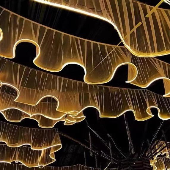 Lumière chaude + gaze blanche (y compris les bandes lumineuses)