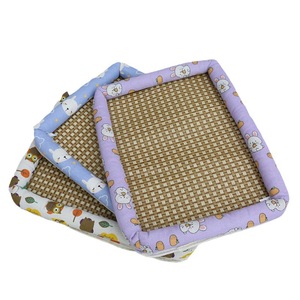 แผ่นรองนอนสัตว์เลี้ยงราคาส่ง แผ่นรองทำความเย็นสำหรับสุนัข ระบายอากาศได้ดี ใช้ได้กับบ้านสัตว์เลี้ยง แผ่นรองนอนหวายสำหรับแมว - Product Image 2