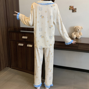 Venda por Atacado de Pijamas Femininos Estilosos: Conjuntos de Loungewear de Manga Longa com Estampa de Desenhos Animados para o Outono - Product Image 5