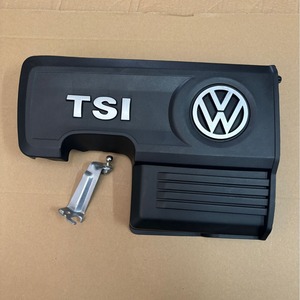 Cubierta de motor Volkswagen Tsi 04E103925H para Golf 7, Sagitar, T-Roc, T-Cross, Magotan - Product Image 1