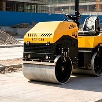 Petit compacteur routier vibrant diesel Changchai de 1,5 tonne, modèle ST-800, rayon de braquage court de 900 mm, tambour en acier, 35 KN
