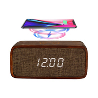 Jam Meja LED Kayu Termometer Kalender Pengisi Daya Nirkabel Digital Pintar untuk Penggunaan Dalam Ruangan Kantor Ruang Tamu Desain Modern
