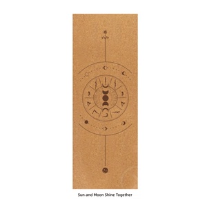 Sangle de transport personnalisée YGM005 en liège écologique de 3 mm d'épaisseur, résistante à la chaleur, imprimée sur mesure, à prix avantageux - Product Image 1