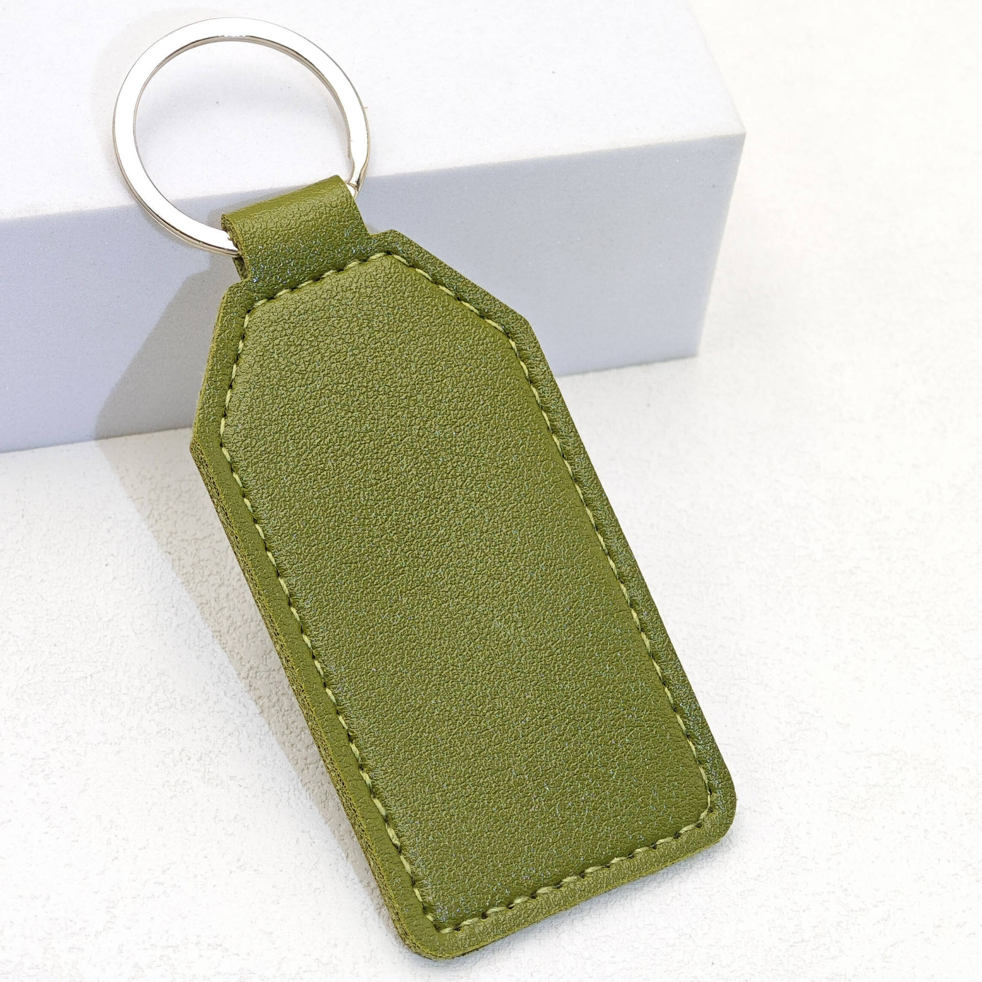 สีเขียว