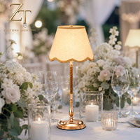 Lampe de table rechargeable E27, abat-jour en tissu facile à changer, lampe de table sans fil à intensité variable pour restaurant