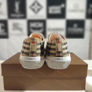 2026 Famous Brands Top Quality Genuine Leather & <b>Canvas</b> Luxury Trendy Summer Light Weight Designer Sneakers for Men & Women - Product Image 3