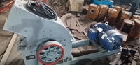 Concasseur à marteaux mobile pour l'extraction de sable et de gypse à petite échelle, broyeur à marteaux pour minerai de cuivre et pierre