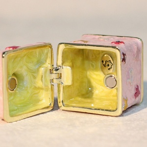 Unique <strong>Jewelry</strong> <strong>Box</strong> for Wedding Metal Alloy Candy <strong>Jewelry</strong> <strong>Box</strong> for Earrings Pretty Boxes for Girls Christmas Gifts Enamel Crafts - Product Image 6