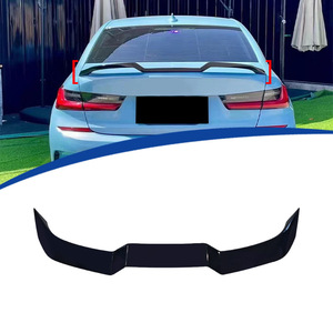 Alerón Trasero para BMW G20, ABS Negro, Forma de V, Instalación con Cinta Adhesiva 3M - Product Image 1