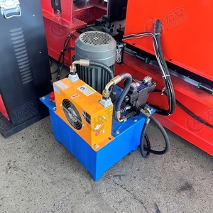 เครื่องเชื่อมโครงประตูสแตนเลสแบบอัตโนมัติควบคุมด้วย PLC พร้อมอุปกรณ์ขึ้นรูปในตัว พร้อมมอเตอร์และลูกปืน - Product Image 2