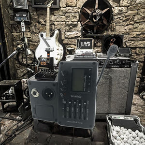 마이크와 튜너가 있는 SV-M700 EQ, 공장 직영 4 밴드 기타 픽업 프리앰프 시스템 밴드 이퀄라이저 - Product Image 2