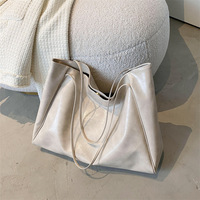 Tas Selempang Wanita Gaya Vintage Modern untuk Aktivitas Sehari-hari, Kapasitas Besar, Bahan Kulit PU Lembut, Kasual