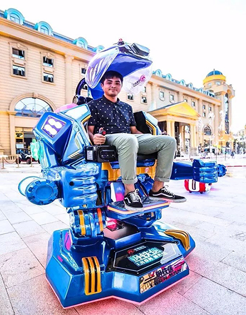 2019 Venta caliente de robot con música y láser Modo de lucha para el patio de recreo