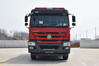 Camion de pompiers de prix usine de camion de lutte contre l'incendie de SINOTRUCK HOWO-7 310HP 4x2 avec le système de réservoir et de mousse d'eau