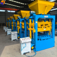 Machine à fabriquer des blocs 4-26 + Machine automatique durable pour la fabrication de blocs, faible entretien pour un travail continu, très répandue en Afrique
