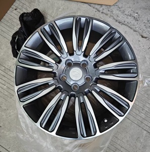 Jantes en aluminium YQ à prix avantageux, légères, 22*9.5j ET 45 PCD 5X108/120, jantes de voiture sport SUV pour <span class=keywords><strong>Range</strong></span> <span class=keywords><strong>Rover</strong></span> <span class=keywords><strong>Velar</strong></span> Aurora - Product Image 2