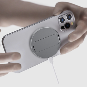 Cargador inalámbrico magnético portátil Qi2 15W para iPhone 15/14/13 Mini soporte de teléfono de aleación de aluminio de carga con soporte ajustable - Product Image 3