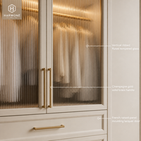 Solution de Projet de Dressing sur Mesure de Luxe Style Français pour Chambre Principale