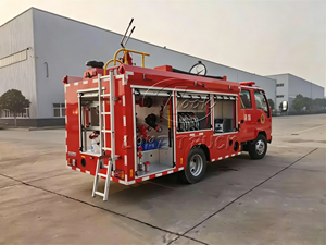 Camion de pompiers Isuzu 2000L avec pompe à incendie CB10, débit de 20L/s, camions de pompiers haute pression à vendre - Product Image 6