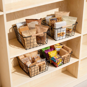 Panier de rangement métallique pour la maison, boîte de rangement pour collations, paniers de rangement multifonctionnels en fil métallique avec poignées en bois - Product Image 5