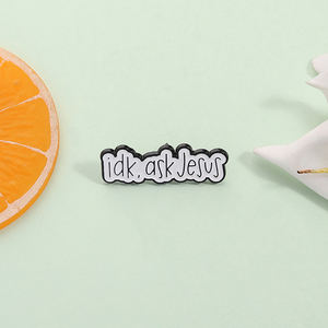 Брошь с надписью «Jesus Faith» - Product Image 1