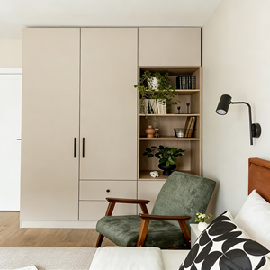 Armoire en bois massif personnalisée BALOM avec étagère ouverte, meubles de chambre à coucher, grand espace de rangement, design minimaliste moderne - Product Image 2