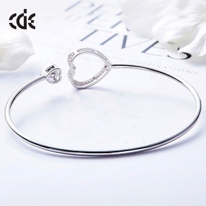 925 SilvertCristal Bracelet réglable Design de mode Bracelet en forme de coeur avec placage de rhodium pour cadeau de fête ou de mariage - Product Image 4