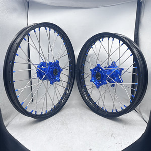 Set di Ruote per Motocross <span class=keywords><strong>YZF</strong></span> 250 con Cerchio Blu e Mozzo Blu - Product Image 1