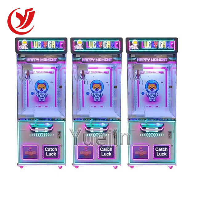 Wholesale Coin Operated Arcade Claw Machine Low Price 220v/110v Plastic Cabinet with Joystick Entertainment
