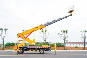 Camión Plataforma Elevadora JMC 30M en Oferta, Camión con Cesta Elevadora de Brazo Recto, Diésel, Manual, para Operaciones en Altura - Product Image 3