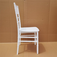 Vente en gros de chaises de salle à manger empilables de haute qualité en plastique PP blanches pour banquet, Tifanny Chiavari, chaises de mariage pour événements