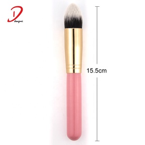 Ensemble de 10 pinceaux de maquillage <span class=keywords><strong>orange</strong></span> à marque privée avec poils synthétiques et manche en bois pour usage quotidien du visage, marque OEM, incluant un pinceau anticernes - Product Image 5