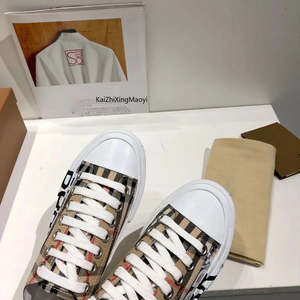 2025 Designer Luxe Schoenen Voor Mannen En Vrouwen Bekende Merken Schoenen Mannen Hoge Kwaliteit Designer Sneakers Wandelen Tennis Damesschoenen - Product Image 4