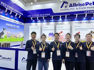 De fabrikant biedt groothandel in bentoniet kattenbakvulling en variëteiten met een lage dichtheid aan. Aangepaste verpakkingen kunnen worden geleverd - Product Image 6